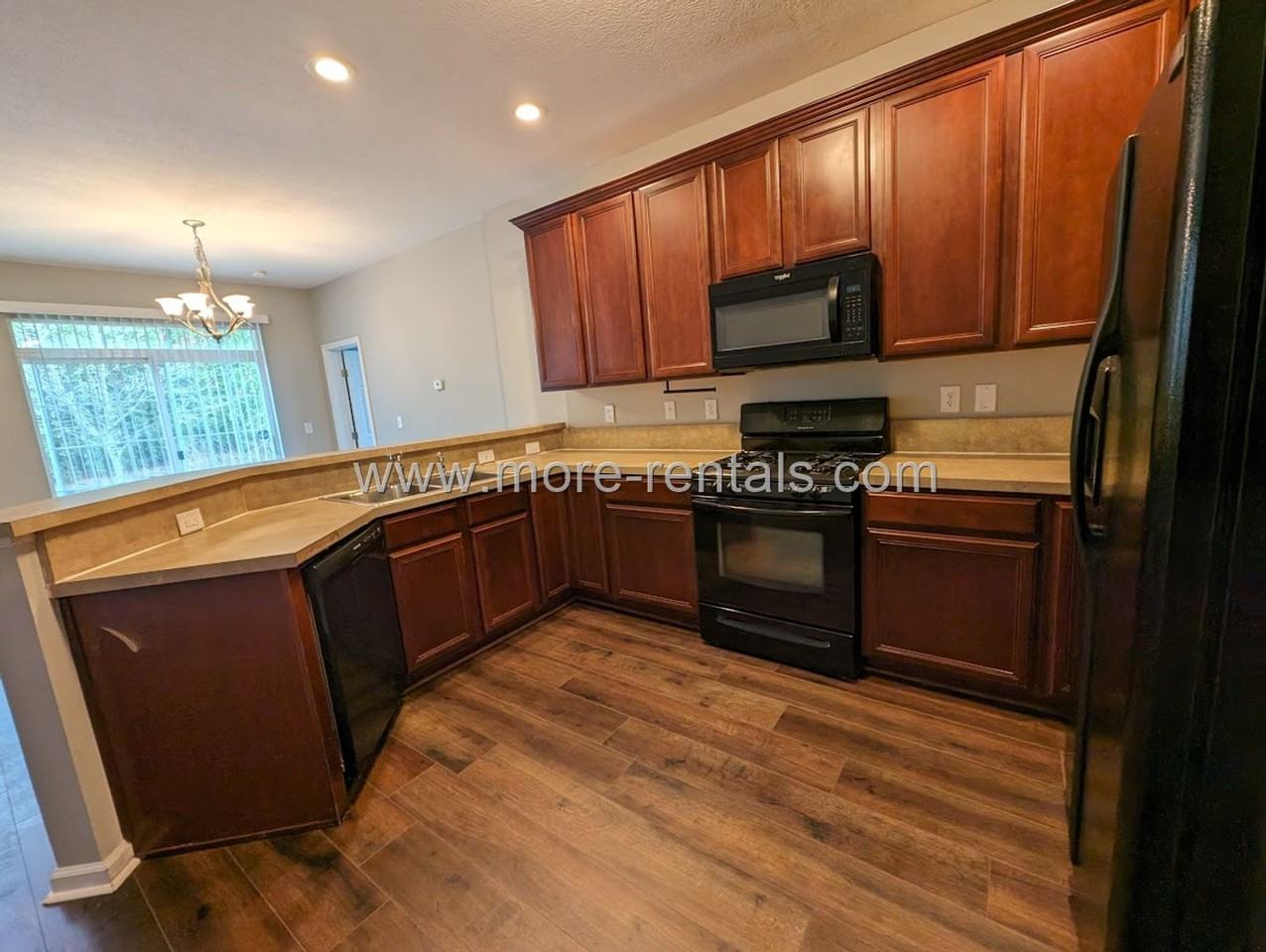 107 Autumn Trce - Photo 2 of 22