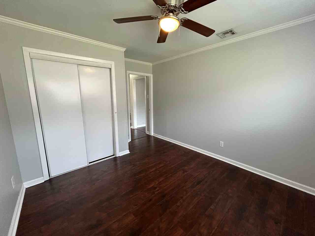 1603 Anita St - Photo 7 of 16