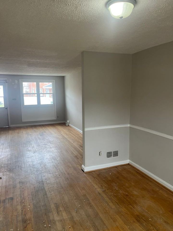 7842 Saint Fabian Ln - Photo 6 of 21