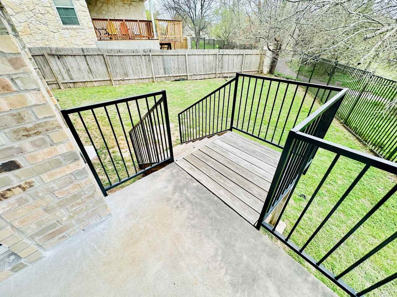 16216 Castletroy Dr - Photo 5 of 50