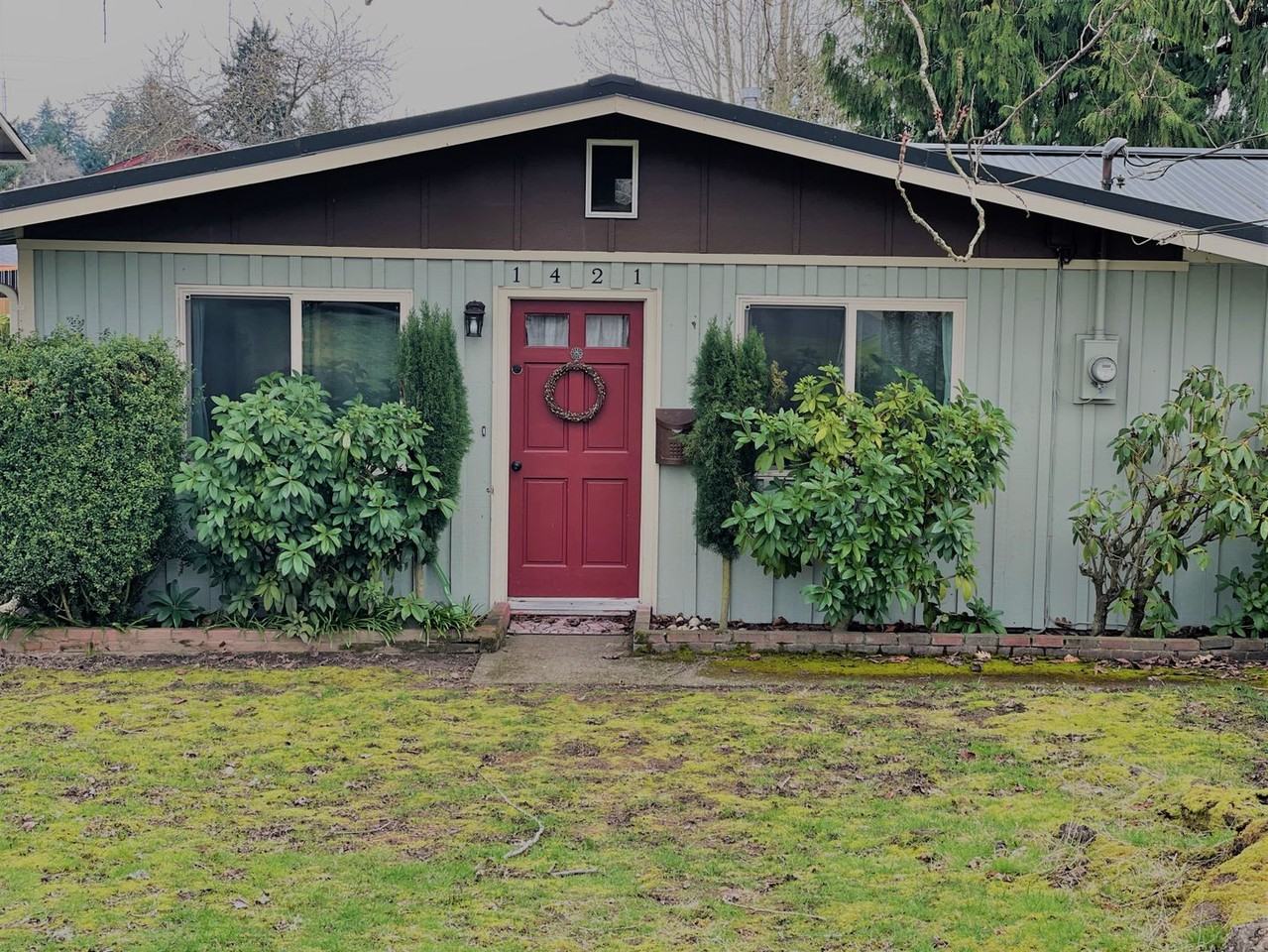 1421 S Madison St - Photo 2 of 17