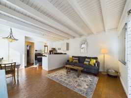 featured image of 730 Columbia St #F