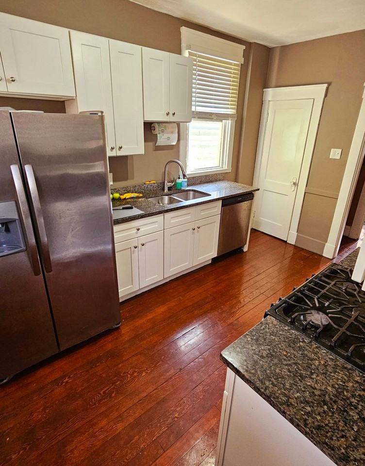 3842 Baytree St - Photo 2 of 17