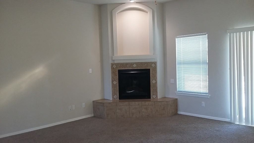 5714 Wales Dr - Photo 3 of 16