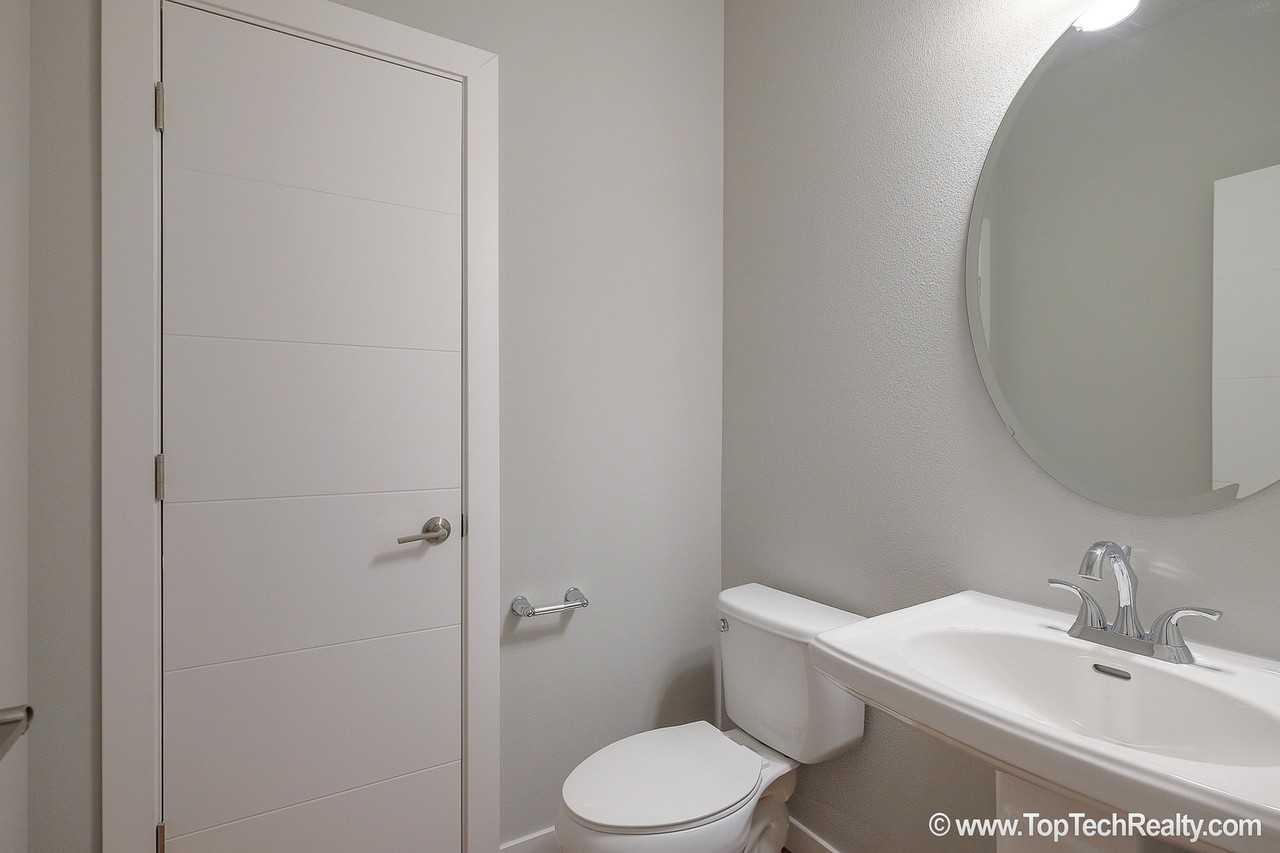 662 Nw Pebblestone Ln - Photo 3 of 26