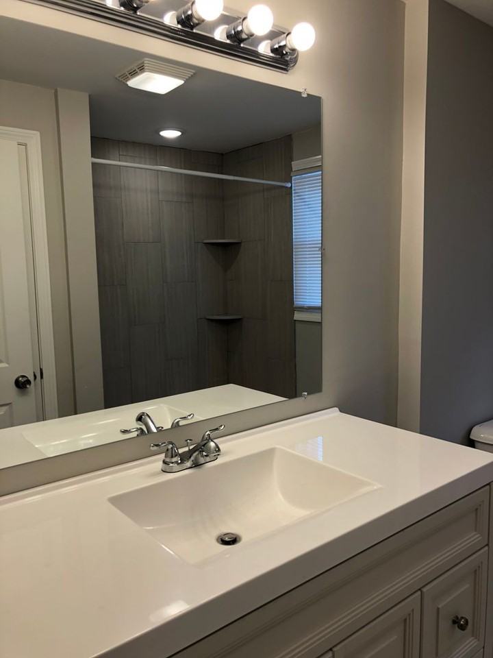 295 Huxley Ave. - Photo 6 of 22