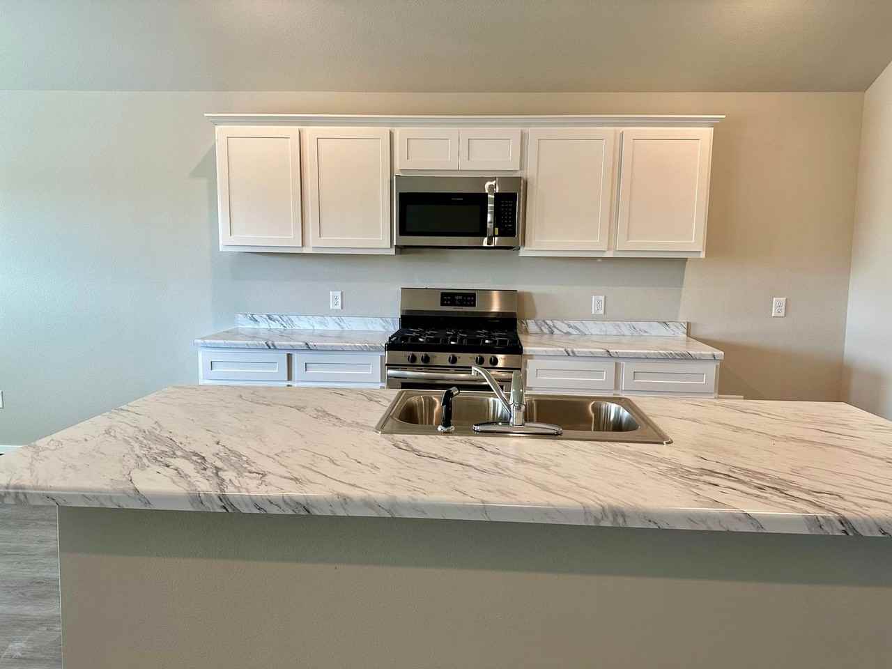 1615 N 81st St - Photo 2 of 22