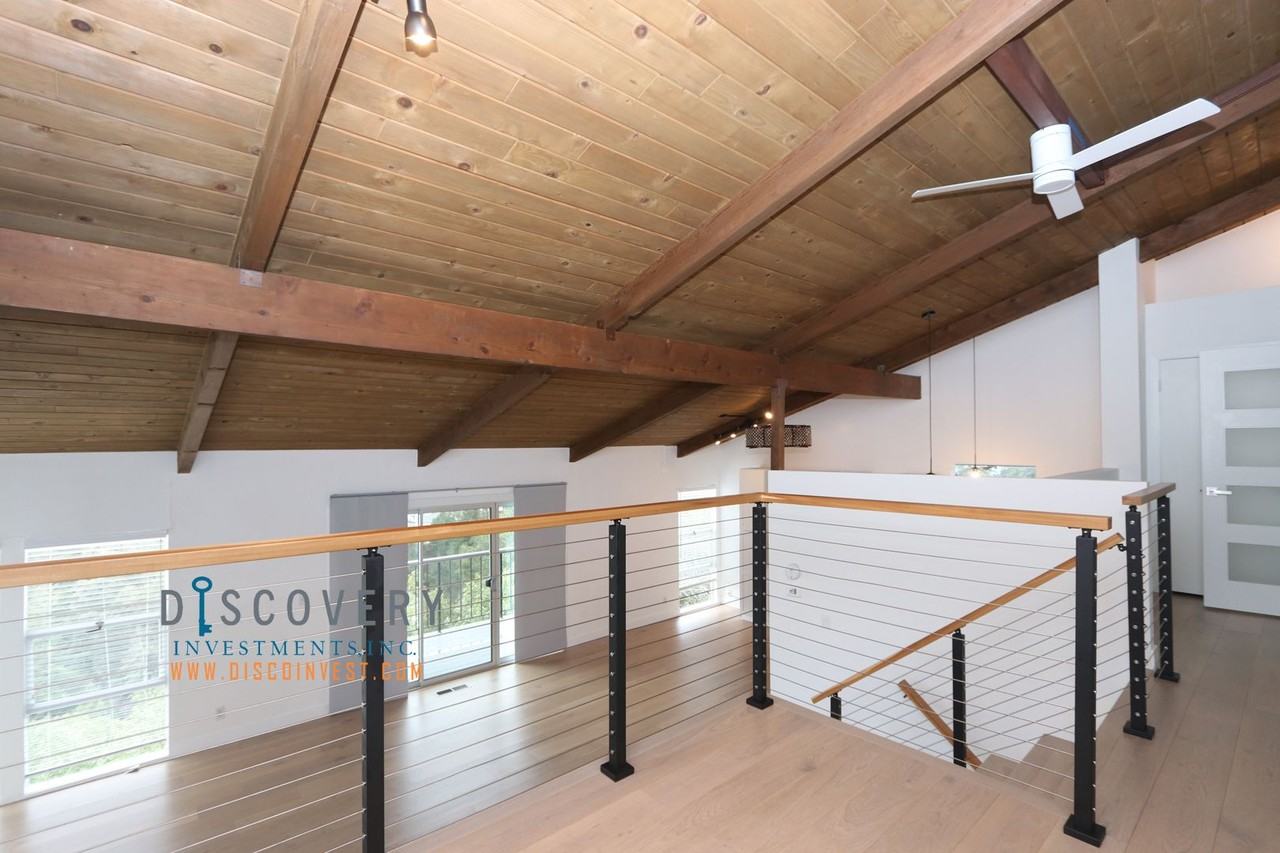 6891 Exeter Dr - Photo 4 of 23