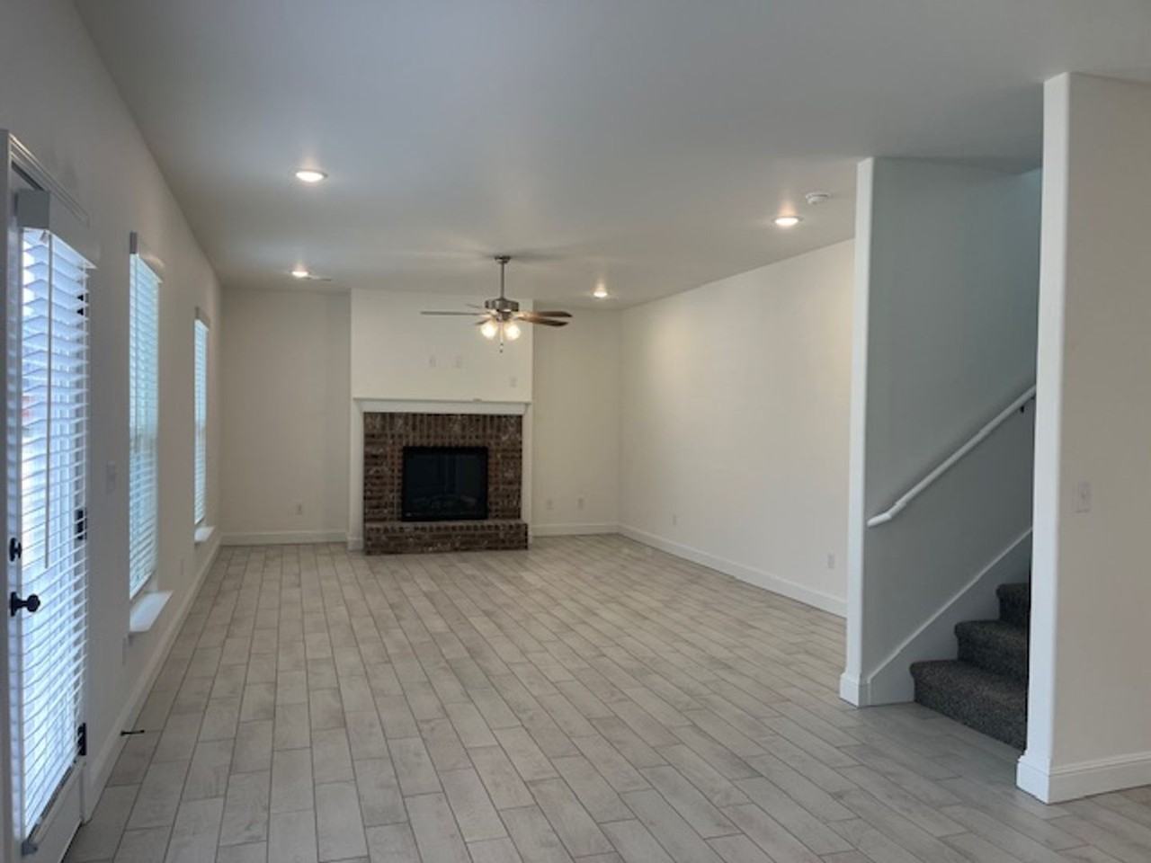 1610 Ari Ave - Photo 2 of 34