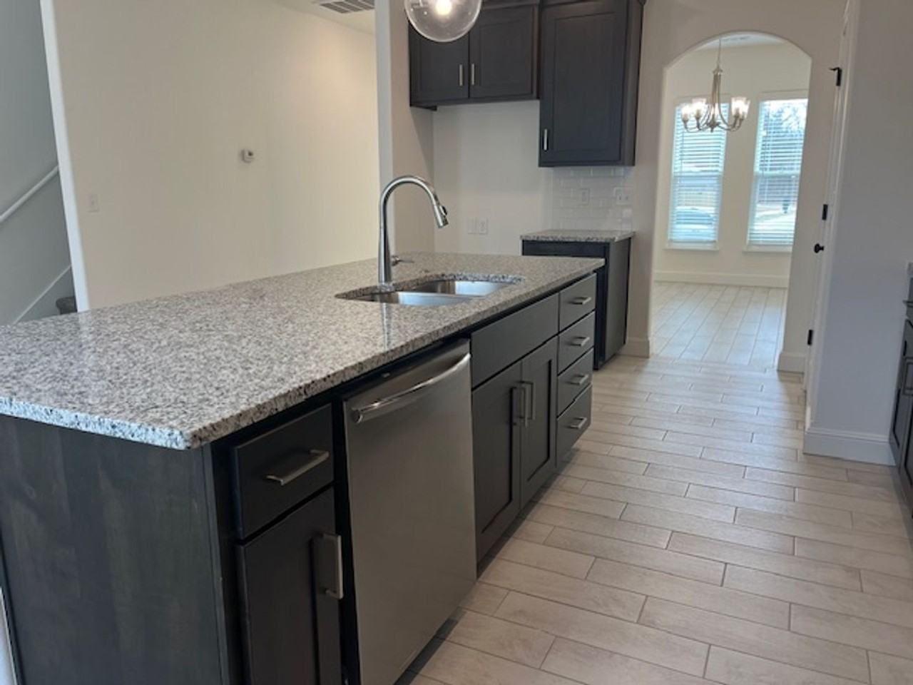 1610 Ari Ave - Photo 7 of 34