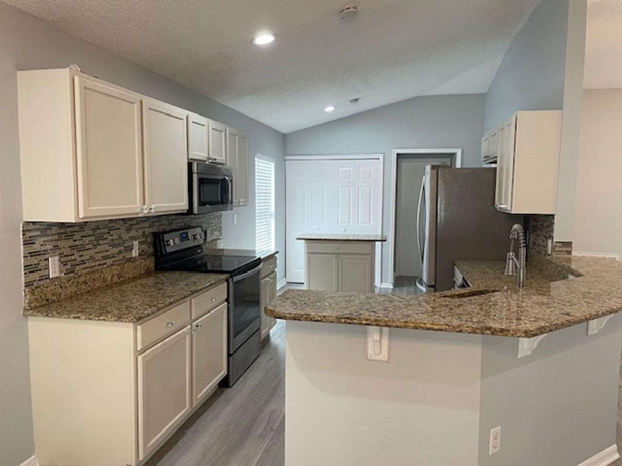1980 Peridot Cir - Photo 6 of 23