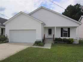 202 Riverview Dr - Photo 1 of 1