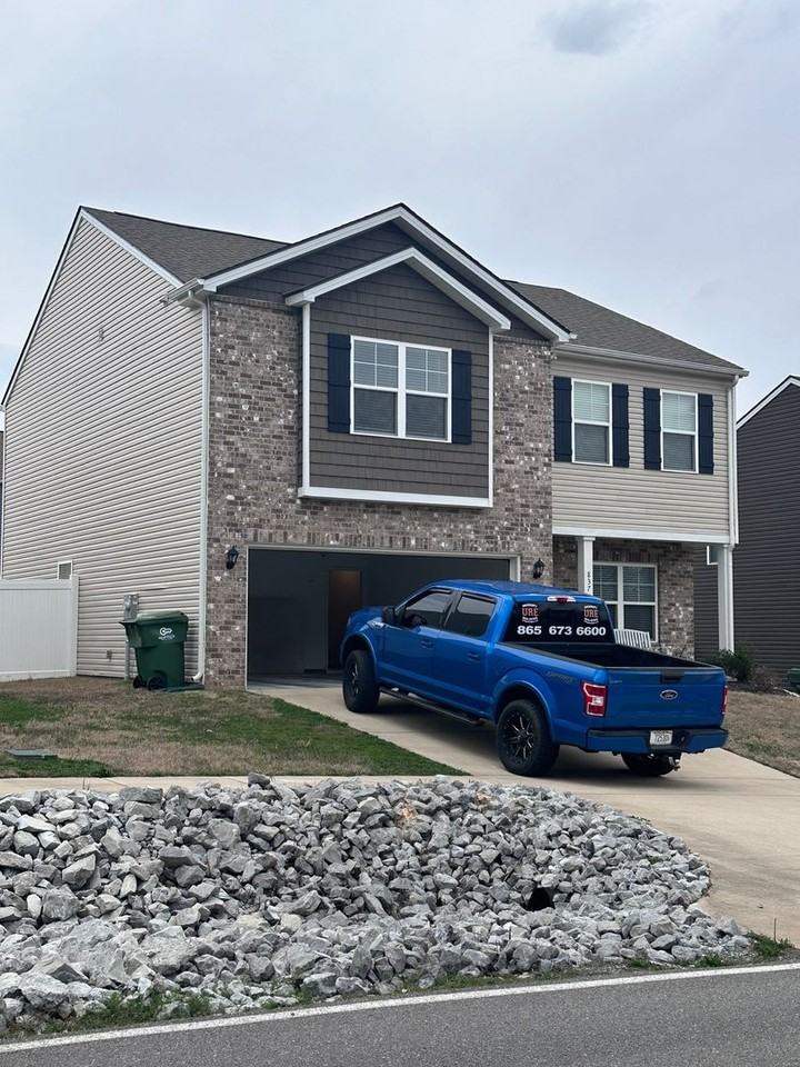 837 Wilson Rd - Photo 2 of 14