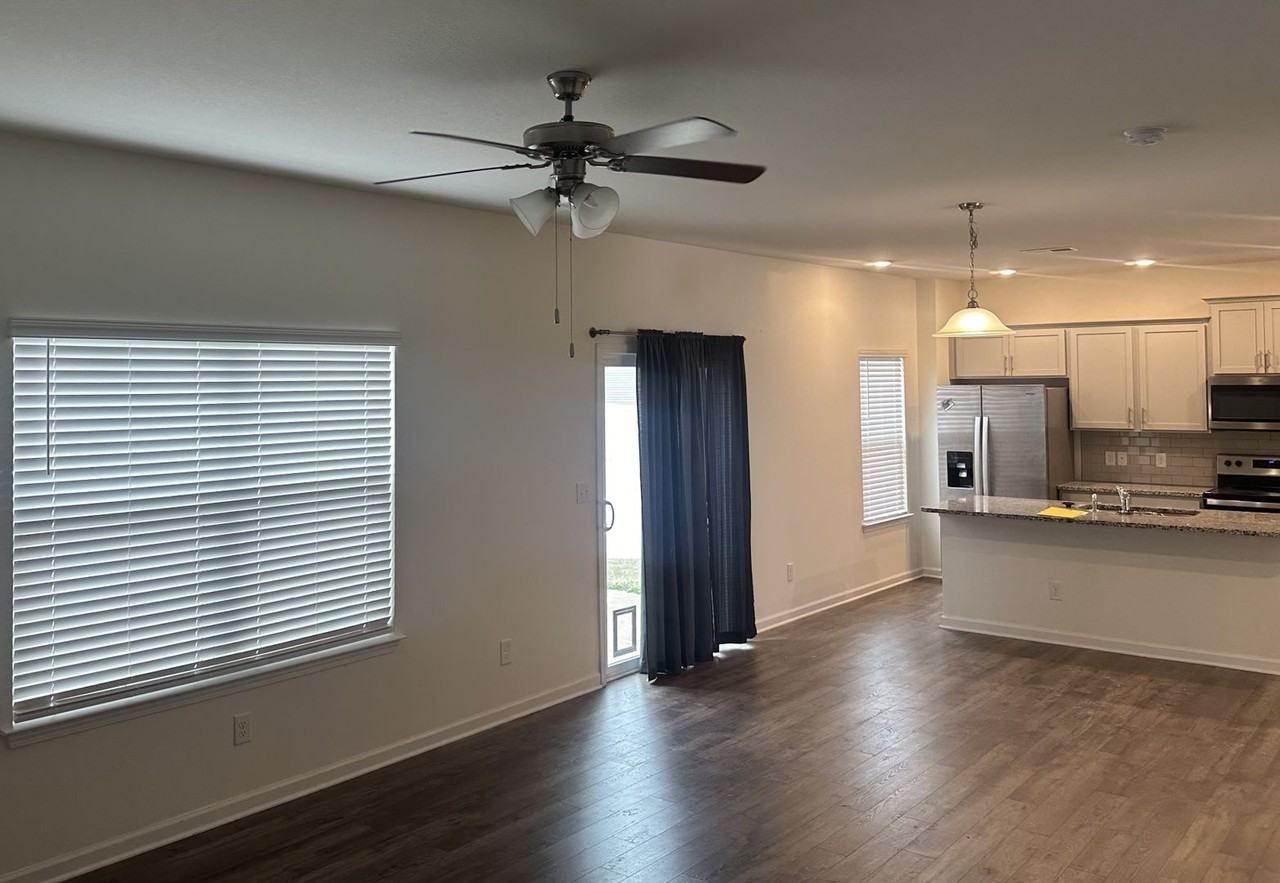 837 Wilson Rd - Photo 6 of 14