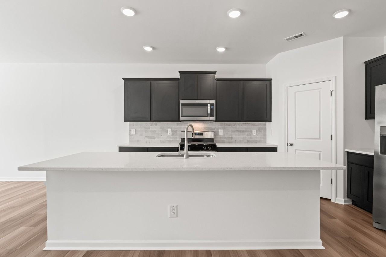3030 Ranger Dr - Photo 5 of 24