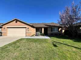 featured image of 2234 East Chestnut Court