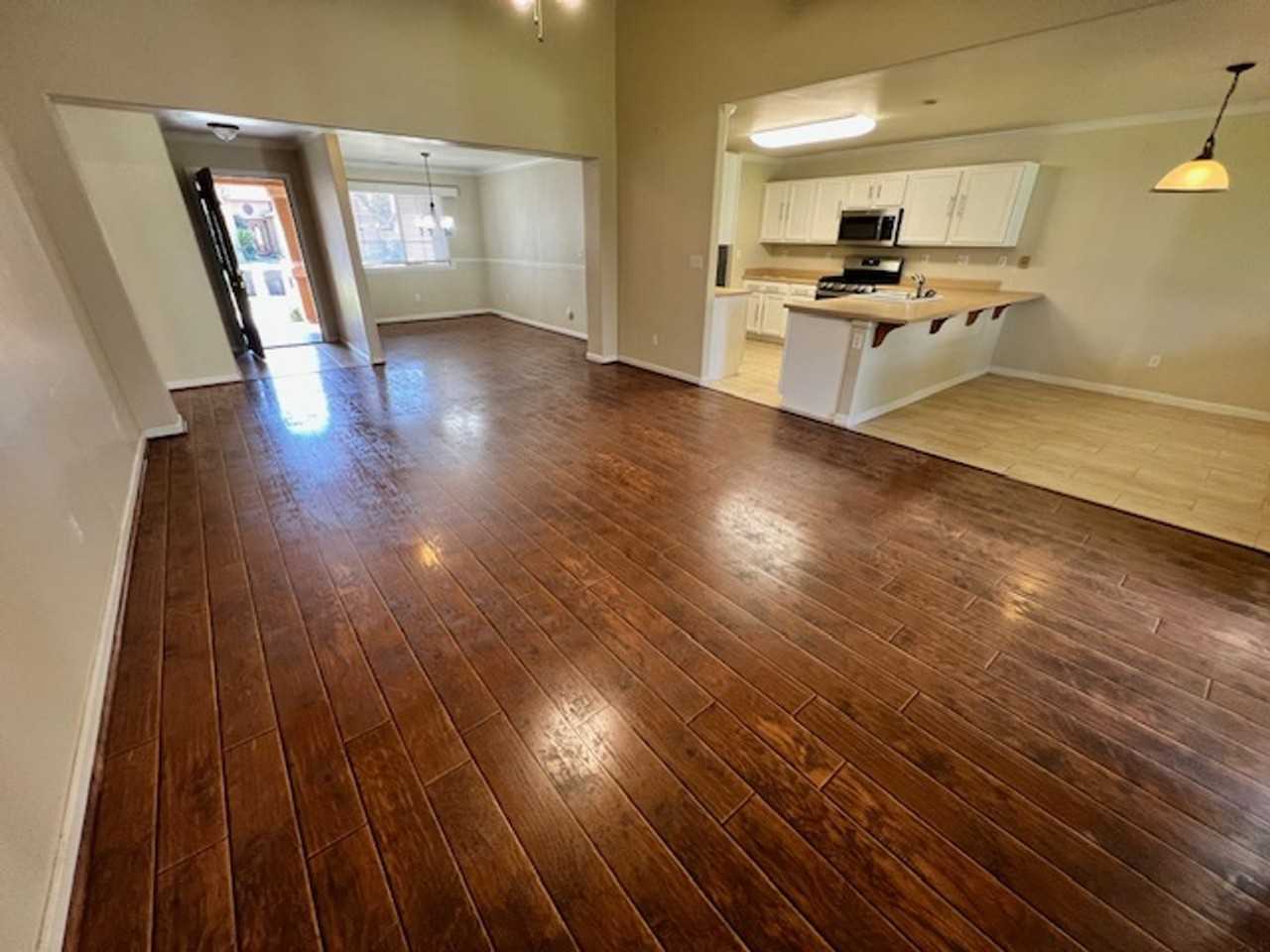 2234 East Chestnut Court - Photo 2 of 13