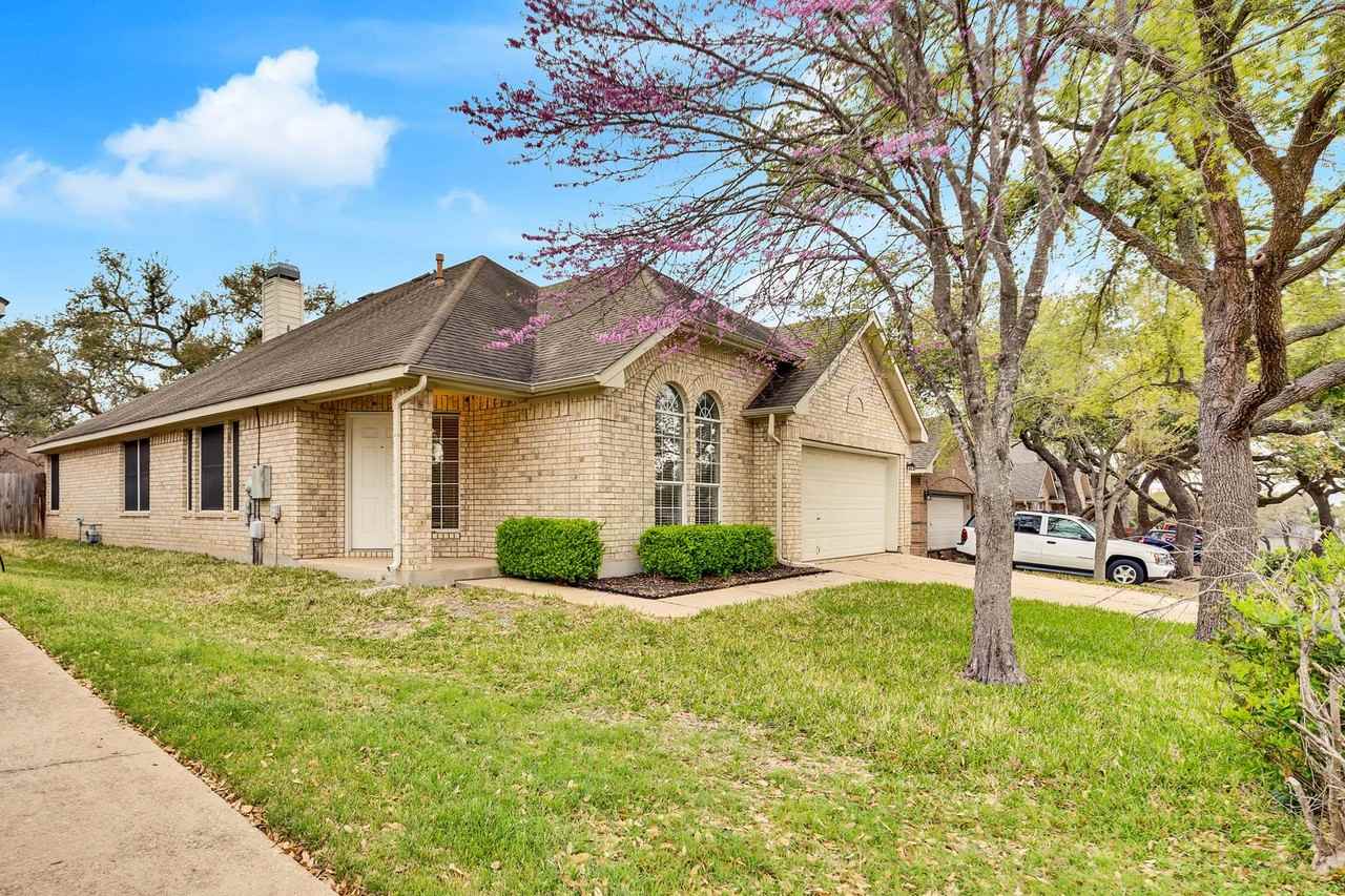 5905 Taylorcrest Dr - Photo 3 of 25