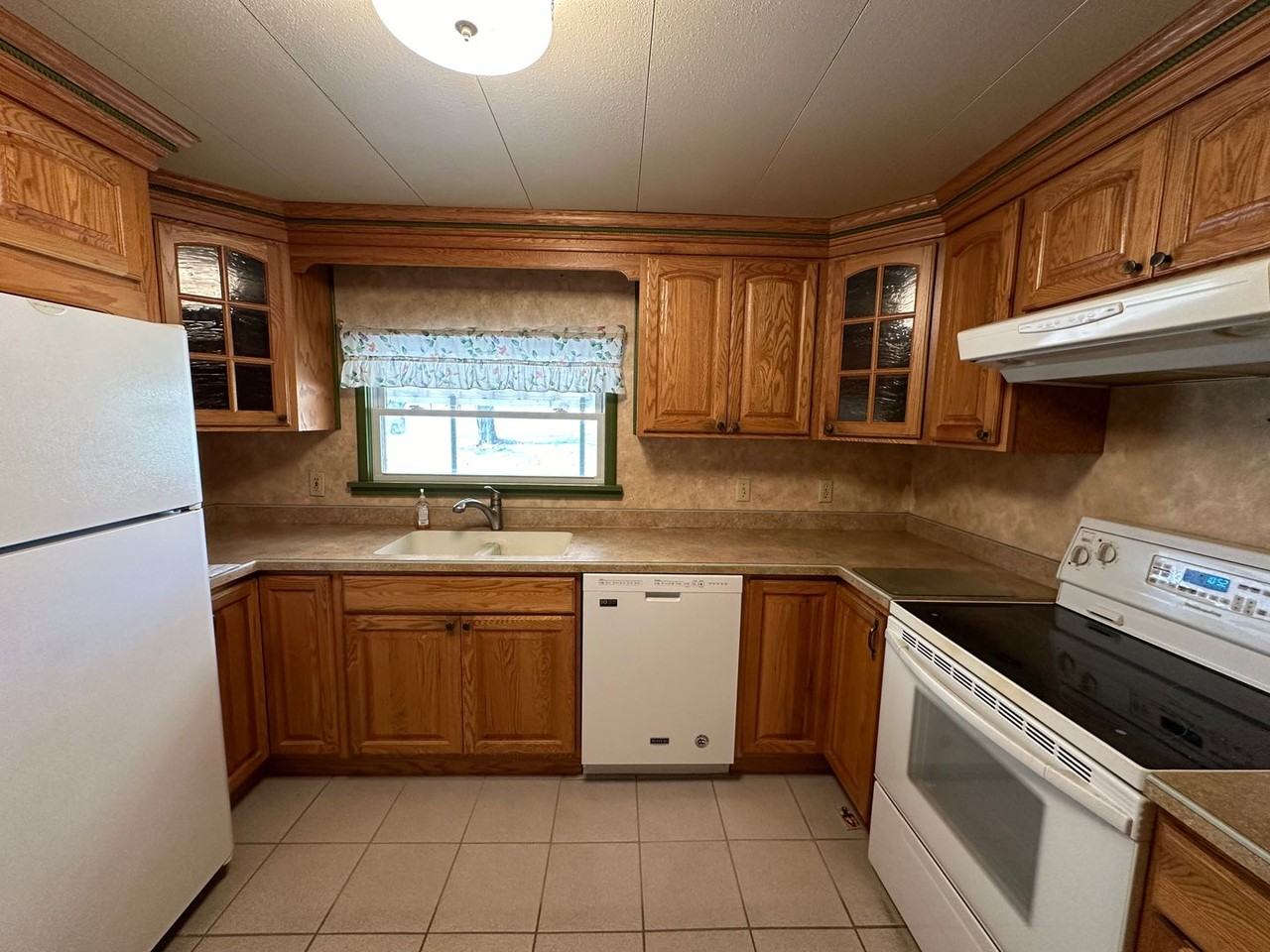 15 Beuchler Ln - Photo 3 of 17