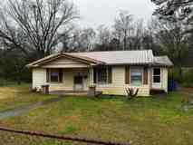 1405 Church Ave Se - Photo 1 of 1