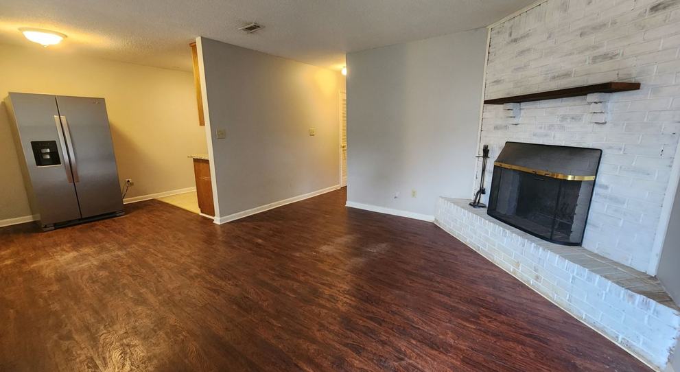 A2(RCH 27) 902 Stevens Court NE Apartments 902 Stevens Ct Ne A2(RCH 27) 902 Stevens Court NE Apartments 902 Stevens Ct Ne