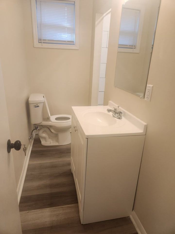 6905 Damascus Rd - Photo 3 of 6