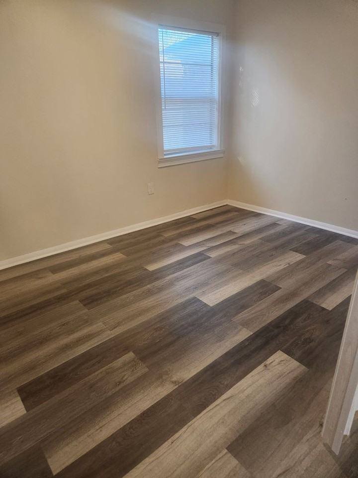 6905 Damascus Rd - Photo 4 of 6