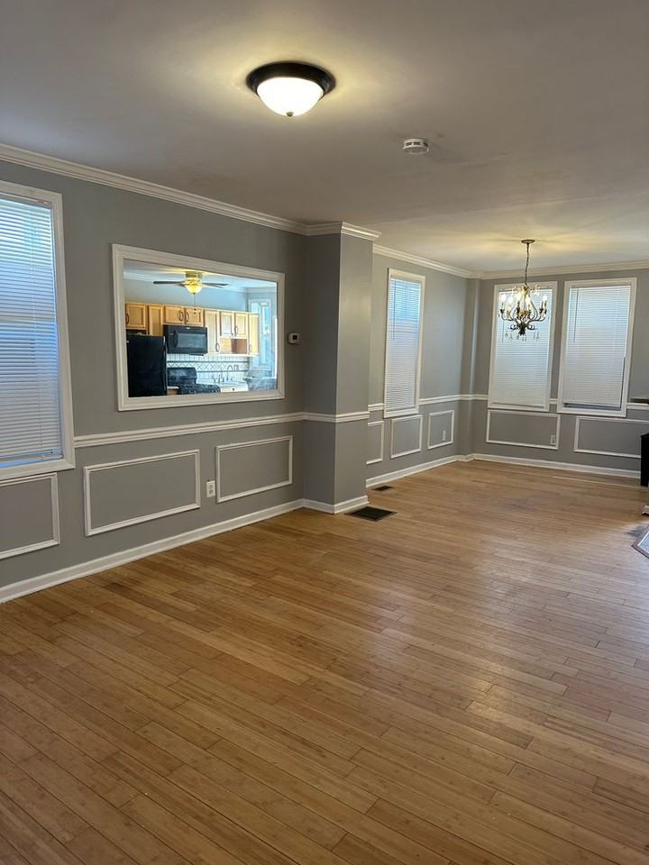 2201 W Lafayette Ave - Photo 2 of 12