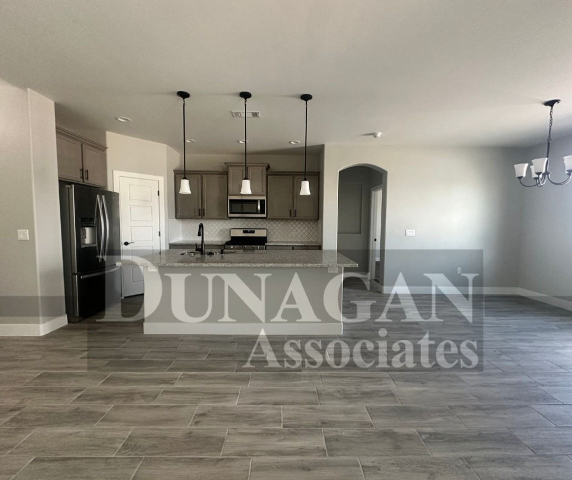 3804 Jasper Dr - Photo 2 of 13