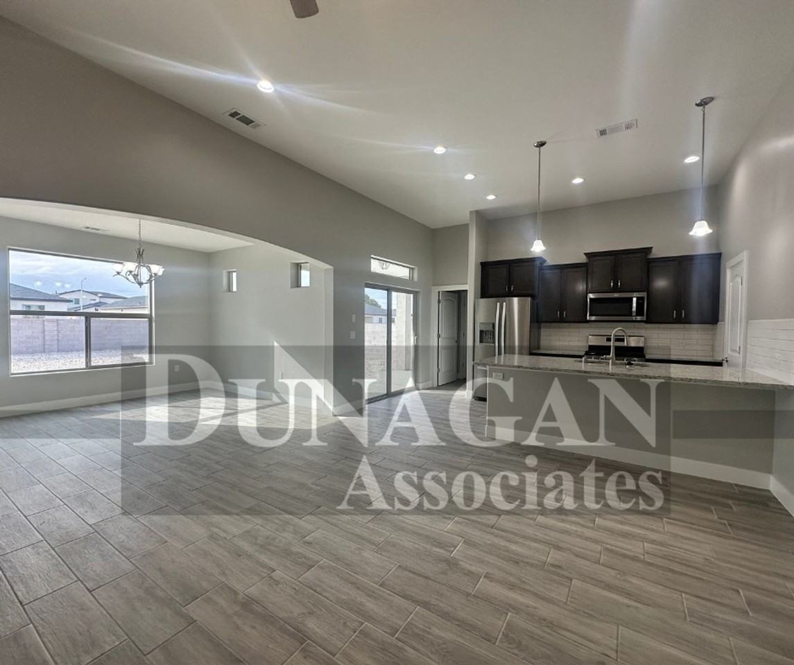 3717 Jasper Dr - Photo 2 of 10