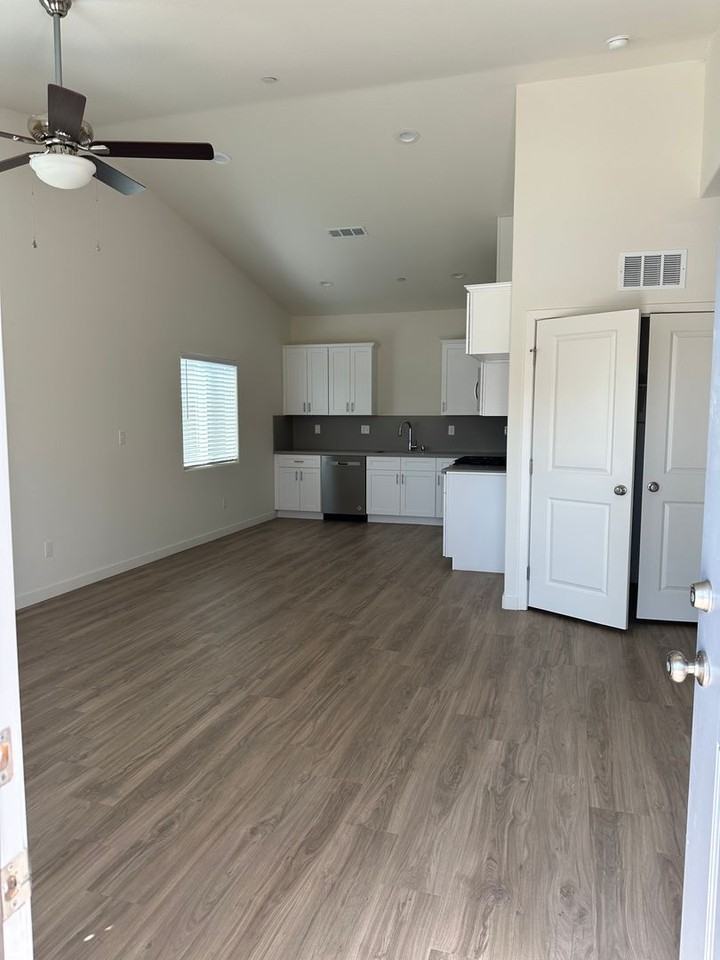 8310 Frankie Lou St - Photo 2 of 10