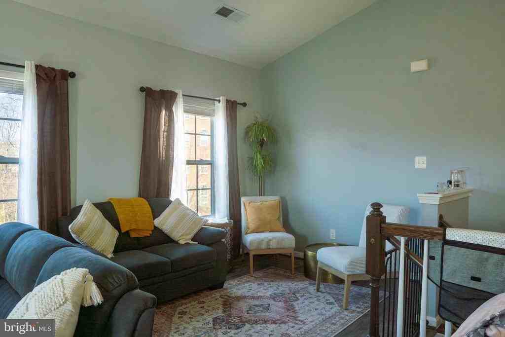 7388 Brunson Cir ##5b - Photo 3 of 14