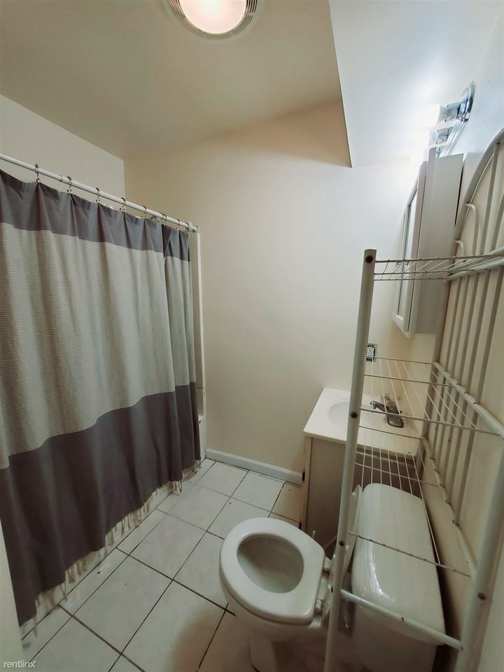 638 Cove Rd #I - Photo 3 of 4