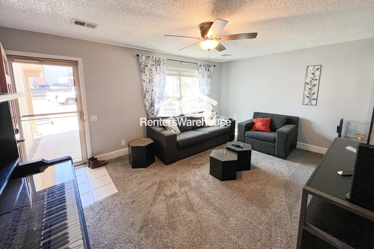7083 S Knolls Way - Photo 3 of 29