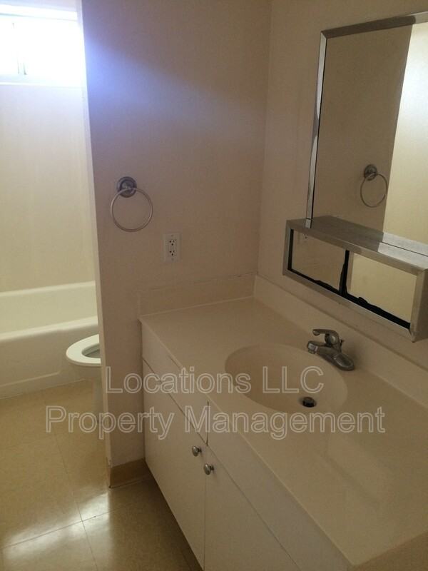 2436 S Beretania St #B401 - Photo 4 of 7