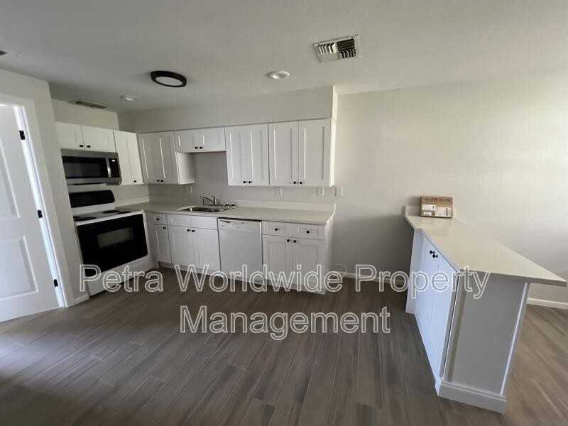 2309 K - Photo 5 of 11