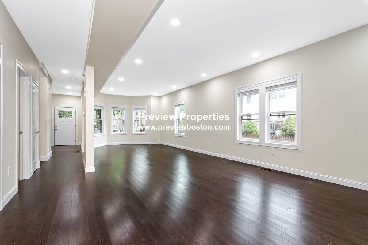 Winchester St #P - Photo 2 of 50