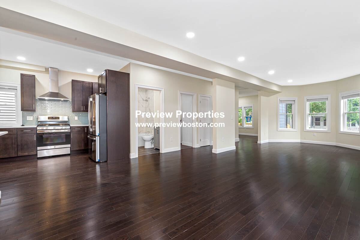 Winchester St #P - Photo 3 of 50