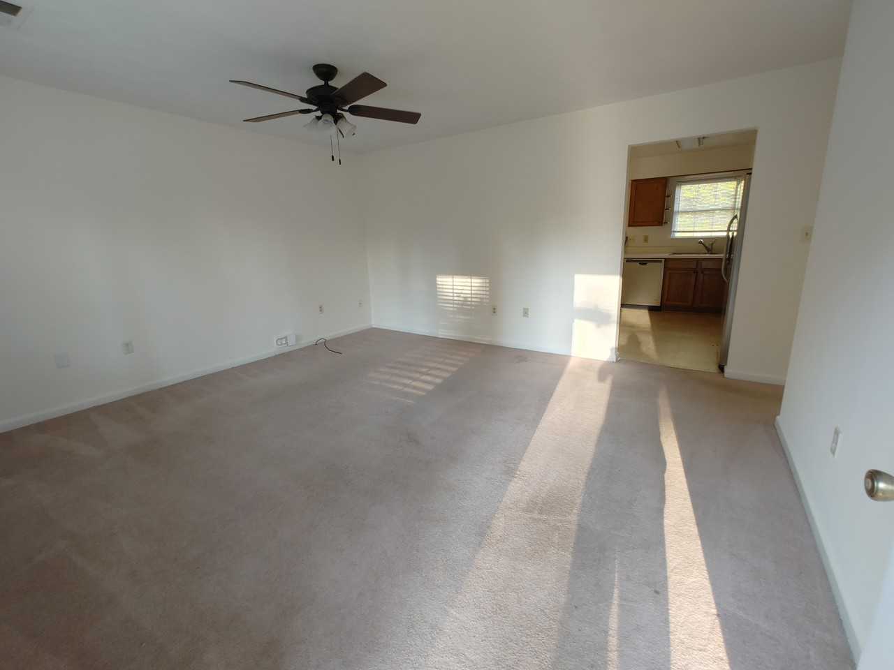 410 Mount Vernon Ave - Photo 2 of 11