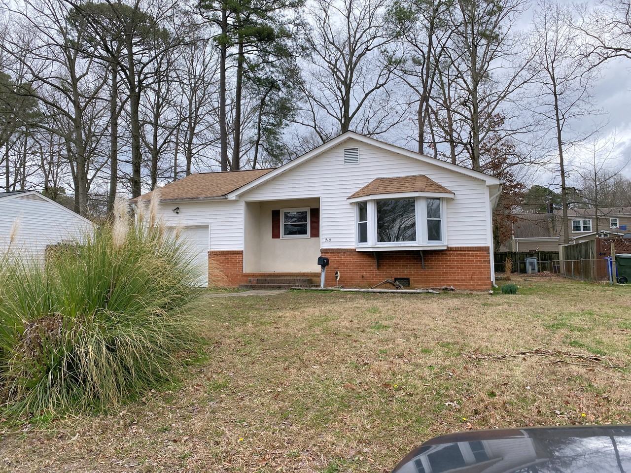 218 Mona Dr