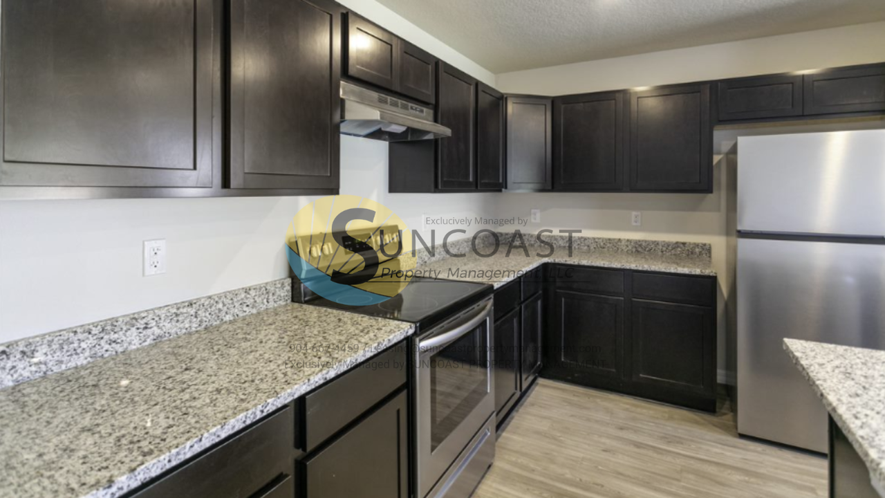 3849 Hollycrest St - Photo 2 of 27