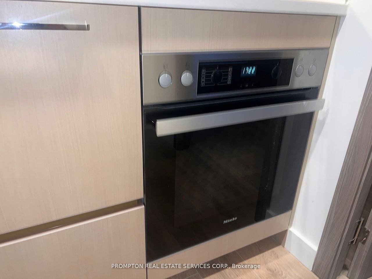 38 Widmer Street #608