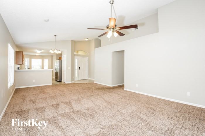 4224 Kingbird Ct - Photo 3 of 16