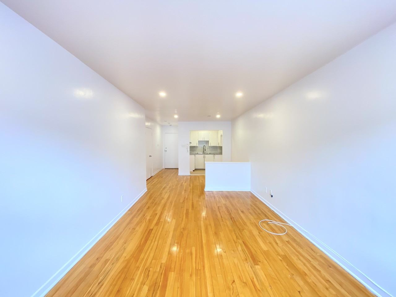 4450 Avenue Bourret #308