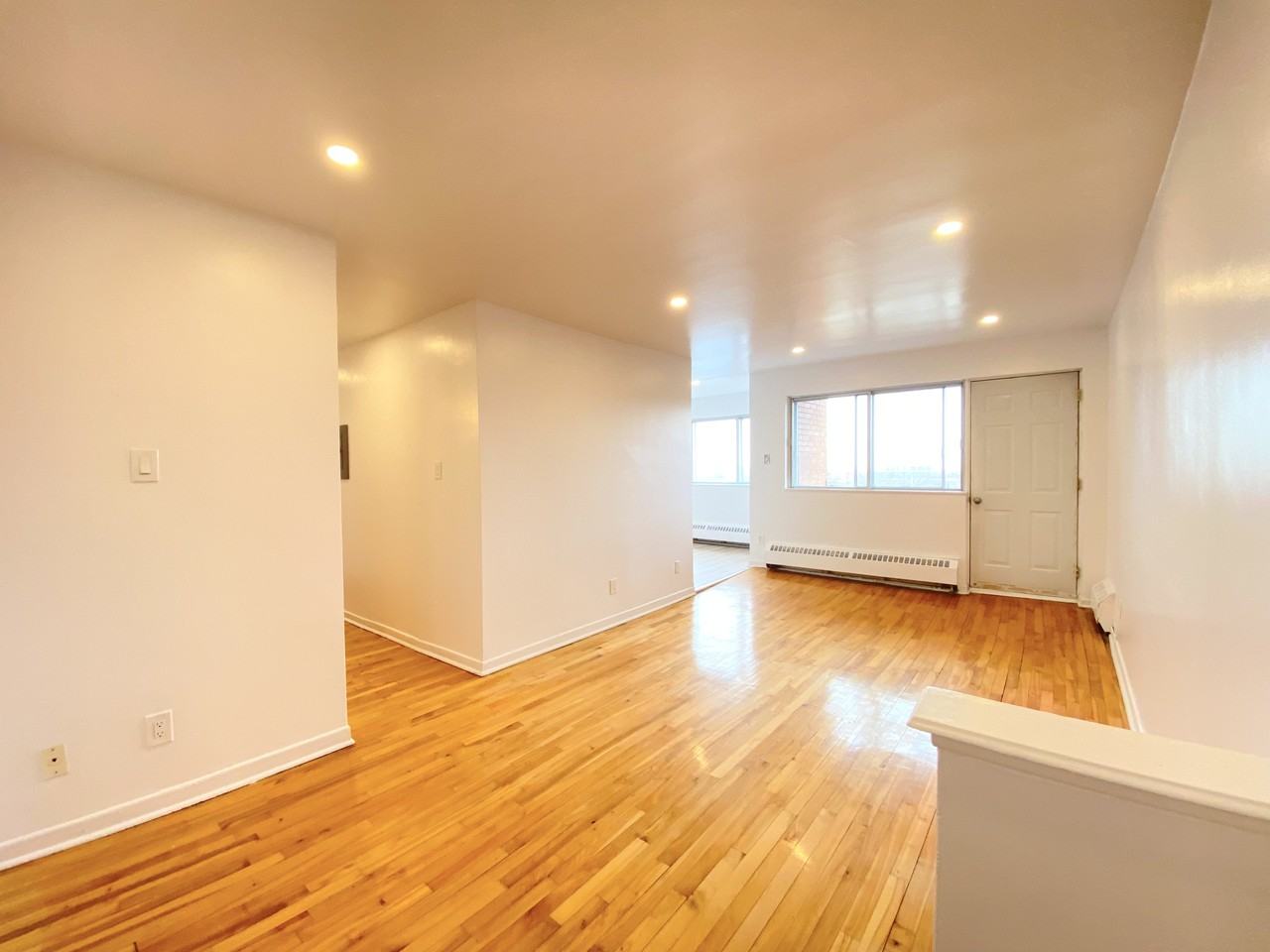 4450 Avenue Bourret #406