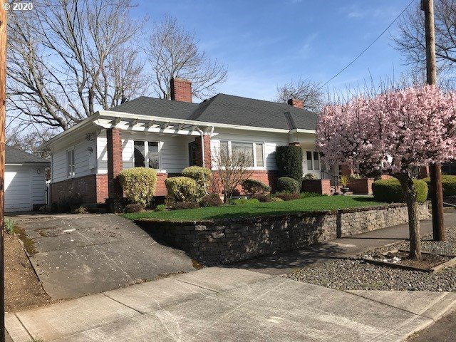 114 E 28th St - Photo 2 of 21