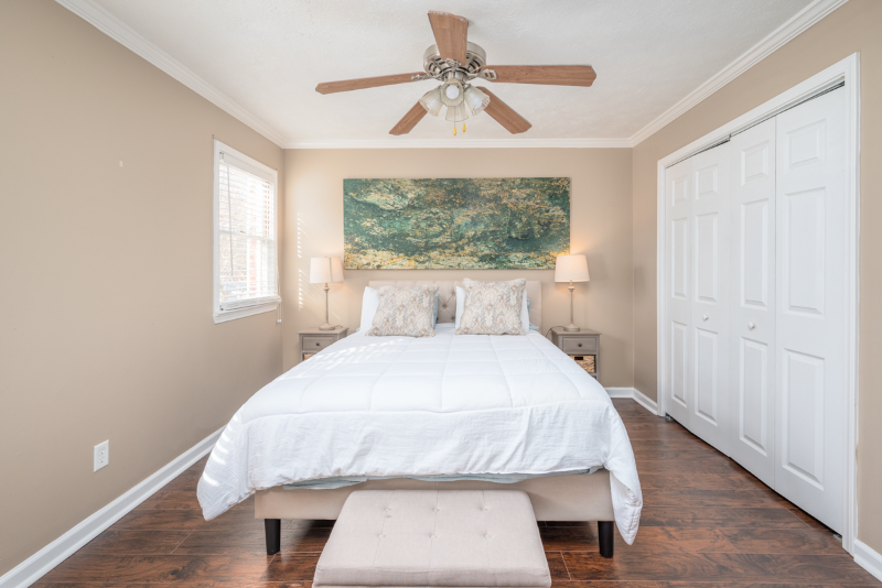 510 E Gillespie St #E25 - Photo 7 of 13