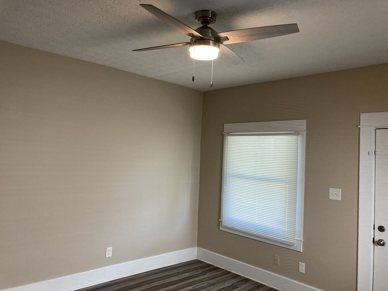 1419 North Hamilton Avenue - Photo 5 of 19