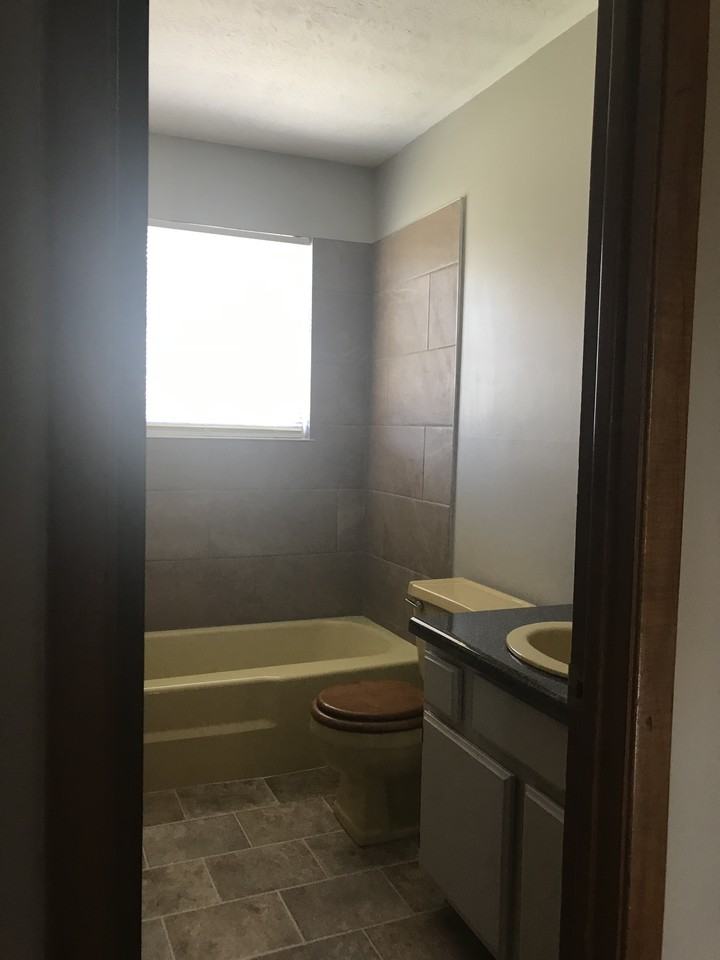 801 Sky Blue Dr #1 - Photo 2 of 15