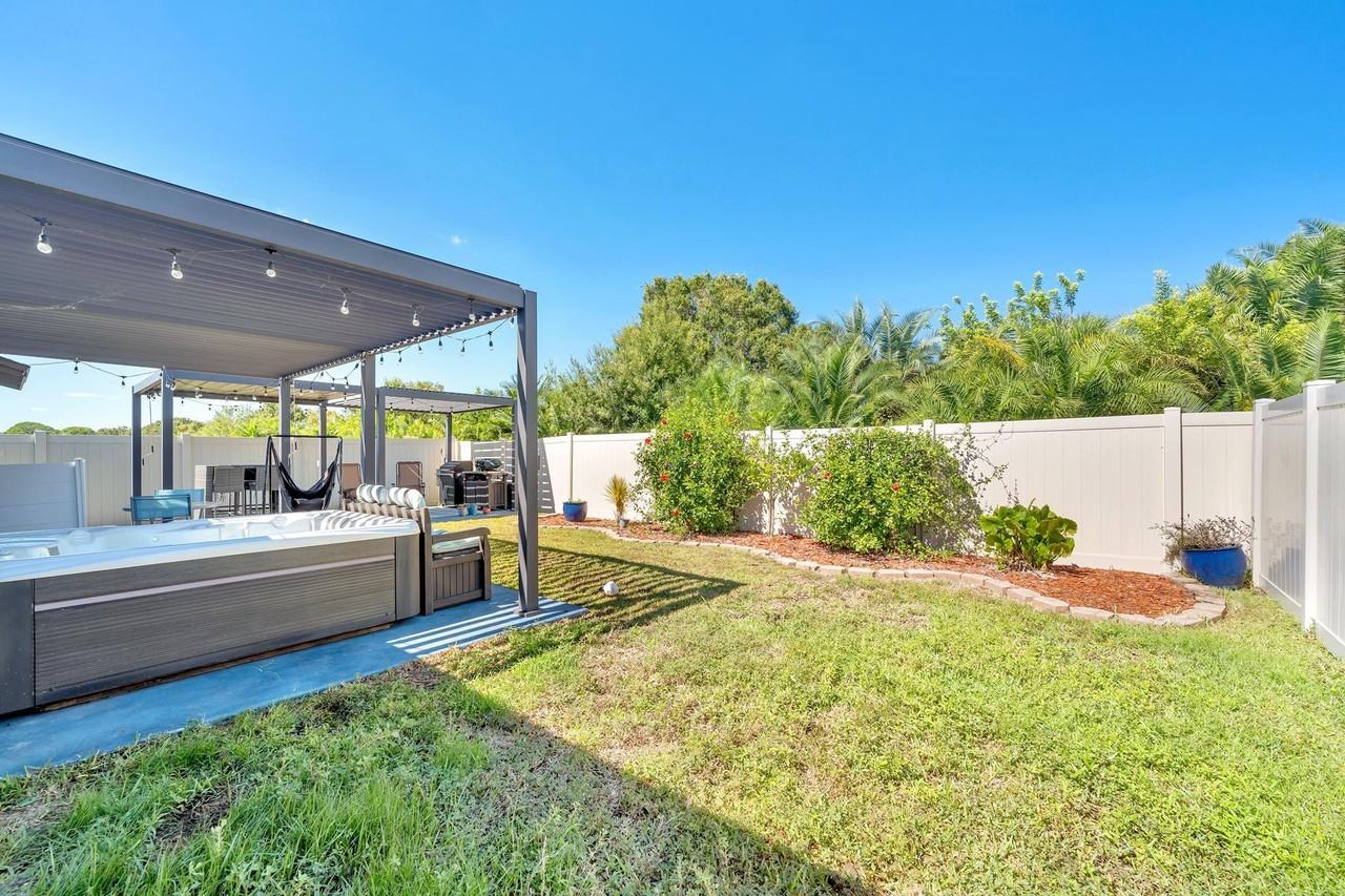 5312 Amaryllis Garden St #NA - Photo 7 of 31